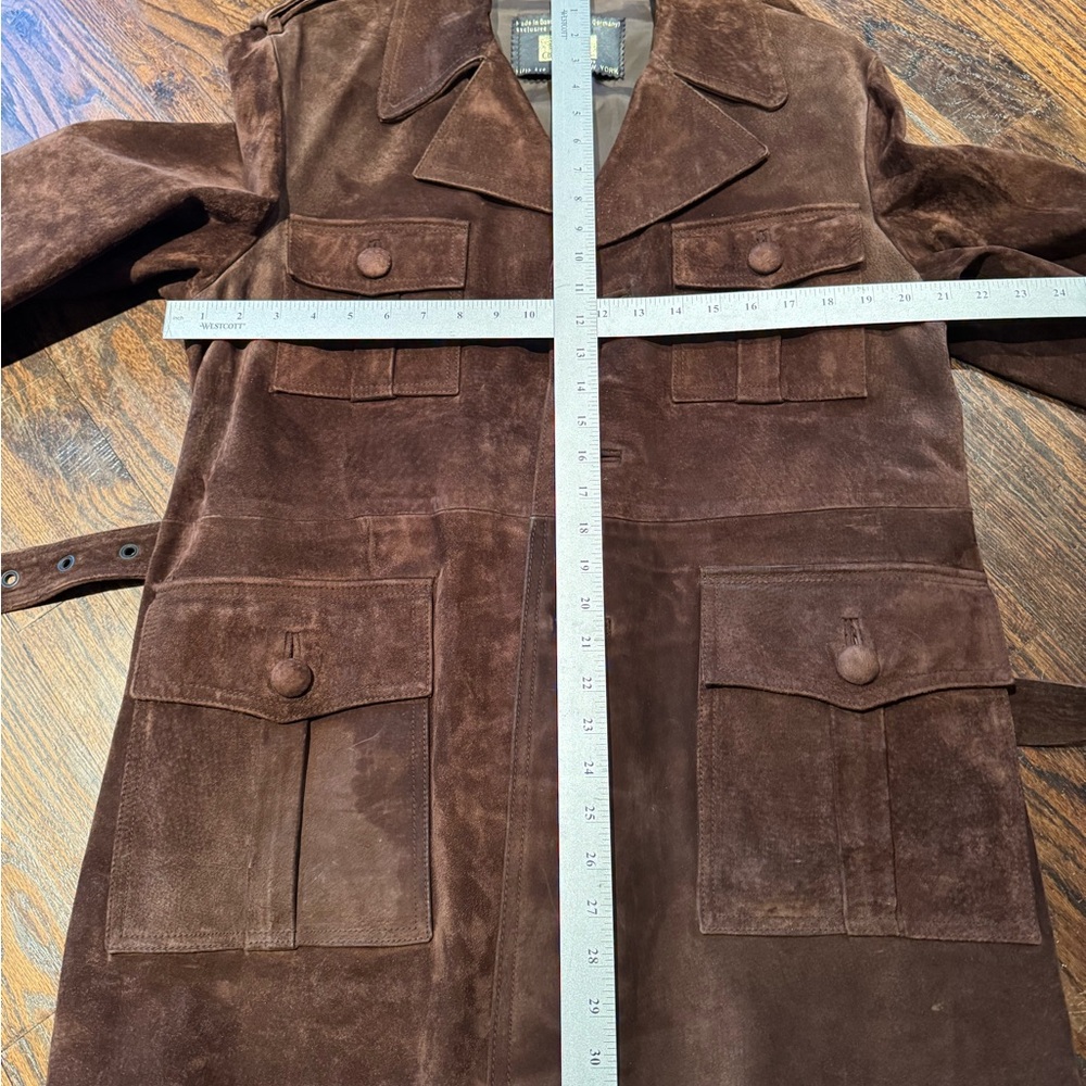 Vintage Men's Brown Suede Jacket - Picture 12 of 12